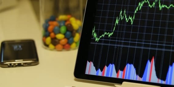 SPK yasağı sonrası bu hisse tabana oturdu!